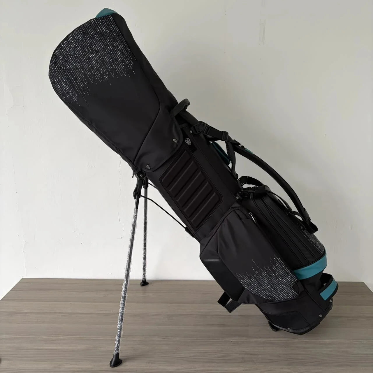 Premium PU Leather Golf Stand Bag with Dual Strap & Multiple Pockets — 5 Colours